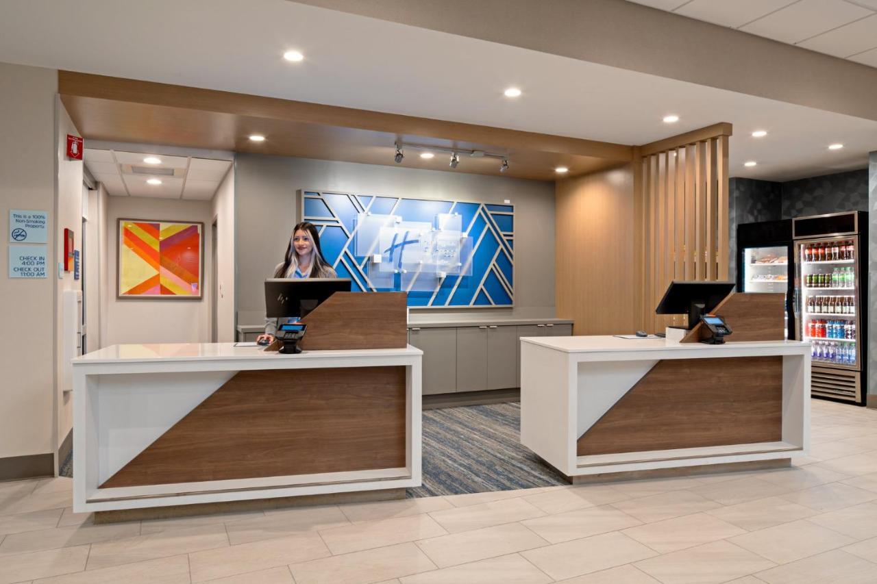 Holiday Inn Express & Suites - Hollister By Ihg Dış mekan fotoğraf
