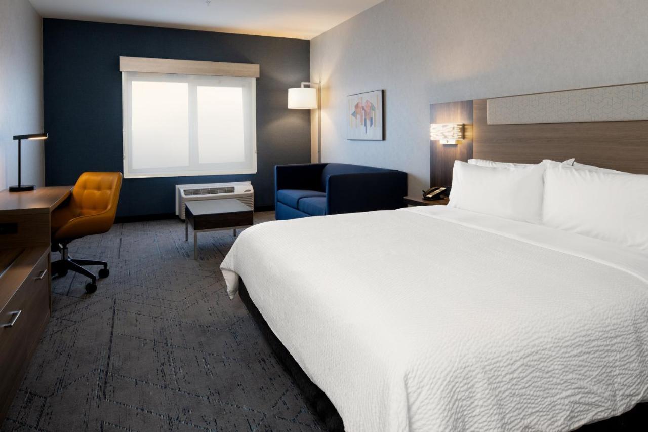 Holiday Inn Express & Suites - Hollister By Ihg Dış mekan fotoğraf