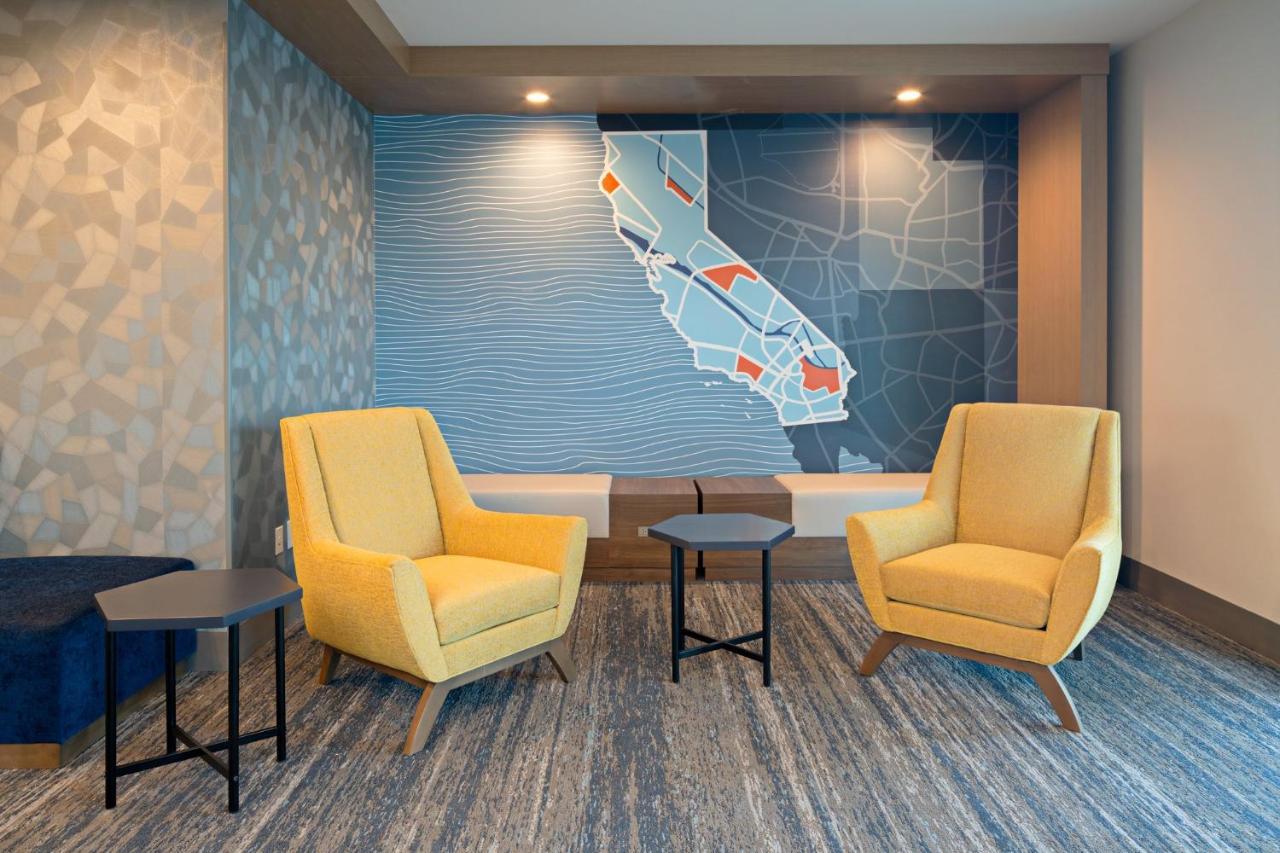 Holiday Inn Express & Suites - Hollister By Ihg Dış mekan fotoğraf
