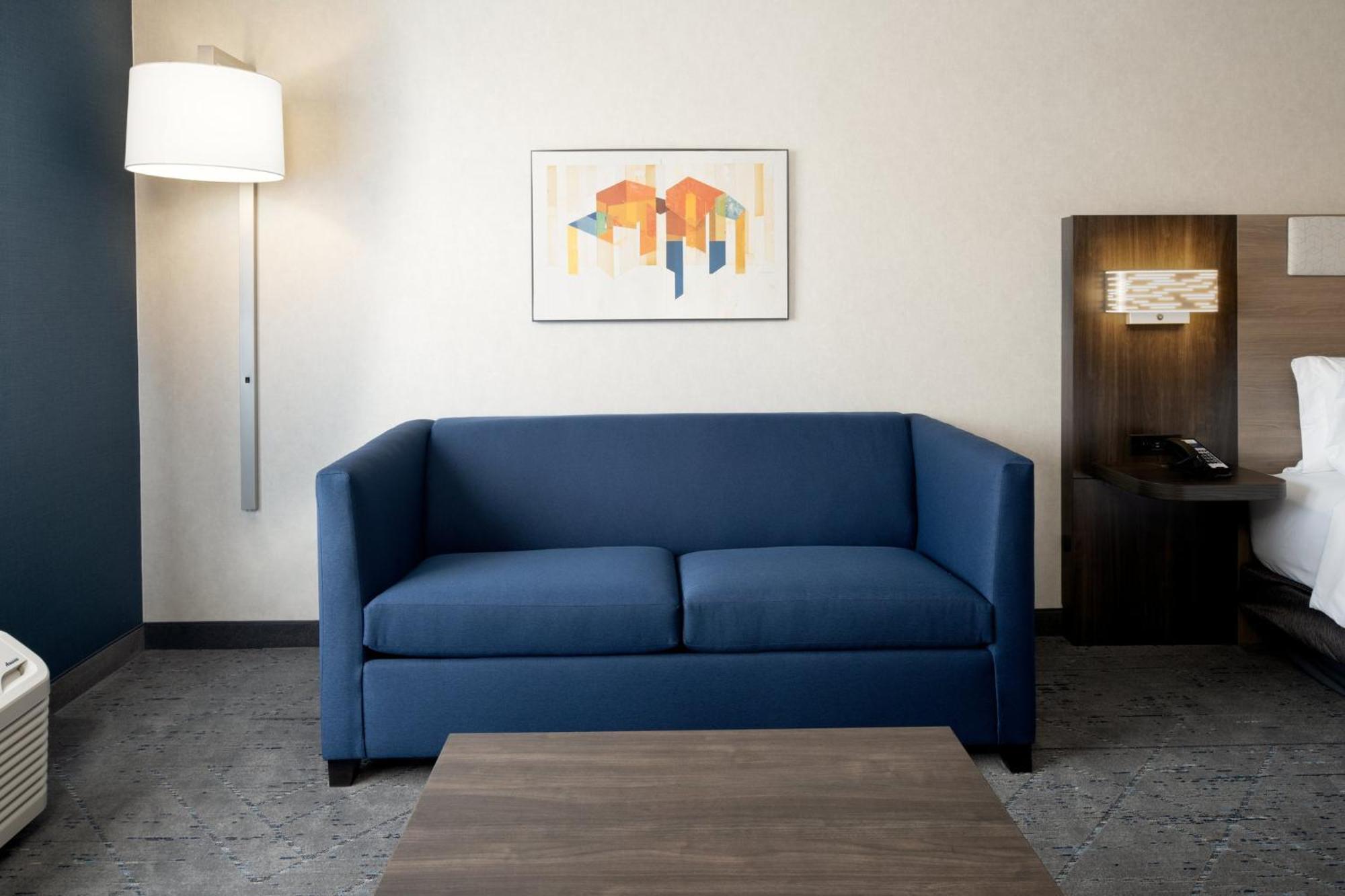 Holiday Inn Express & Suites - Hollister By Ihg Dış mekan fotoğraf